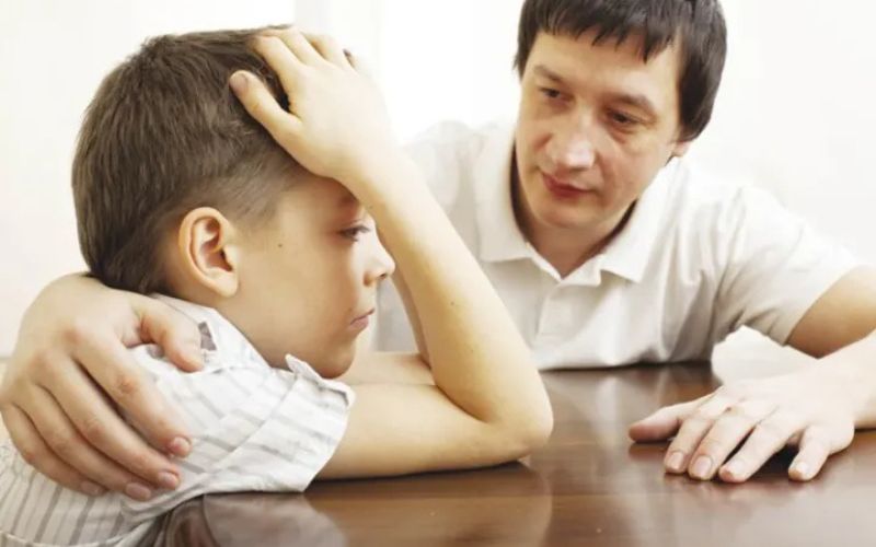 Luôn ở bên động viên, khuyến khích tích cực